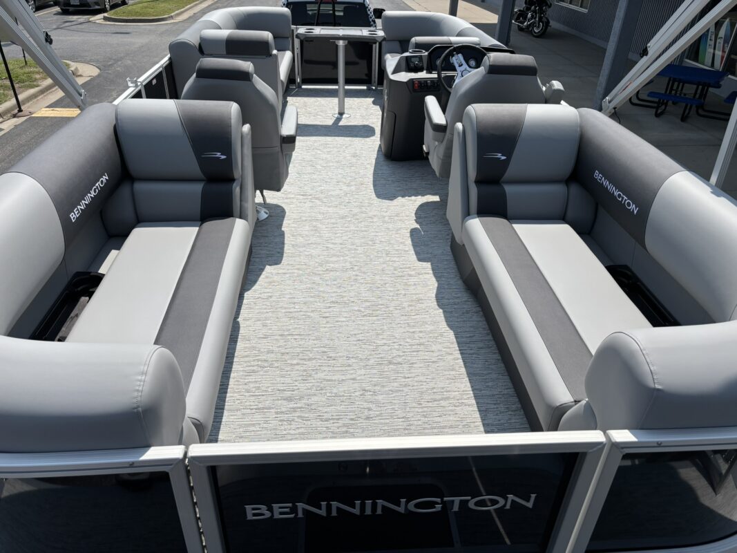 2026 Bennington 22 SSR Exp