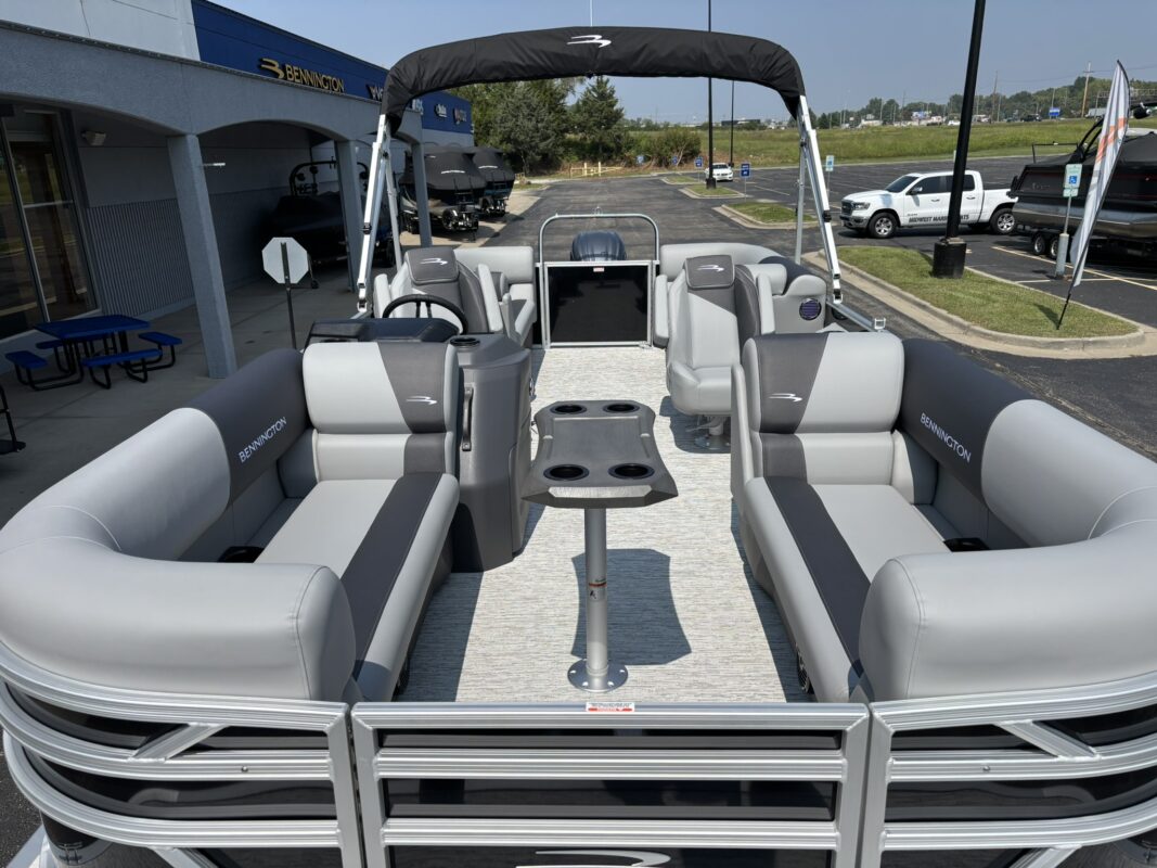 2026 Bennington 22 SSR Exp