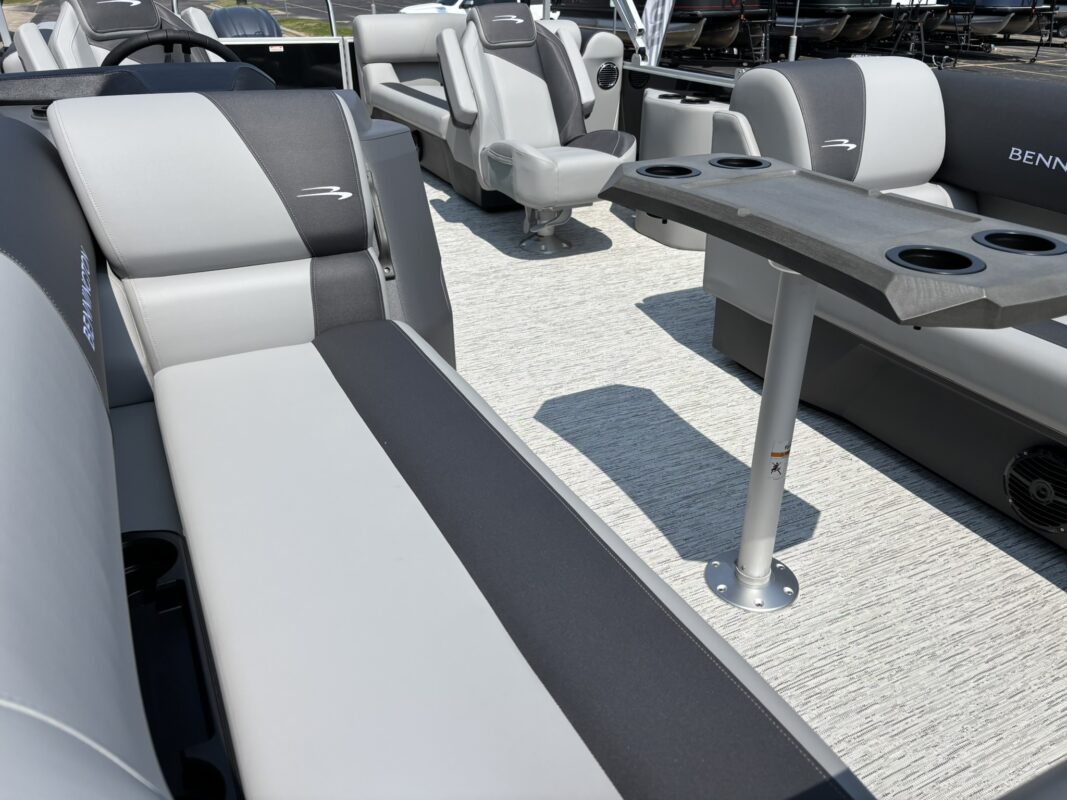 2026 Bennington 22 SSR Exp