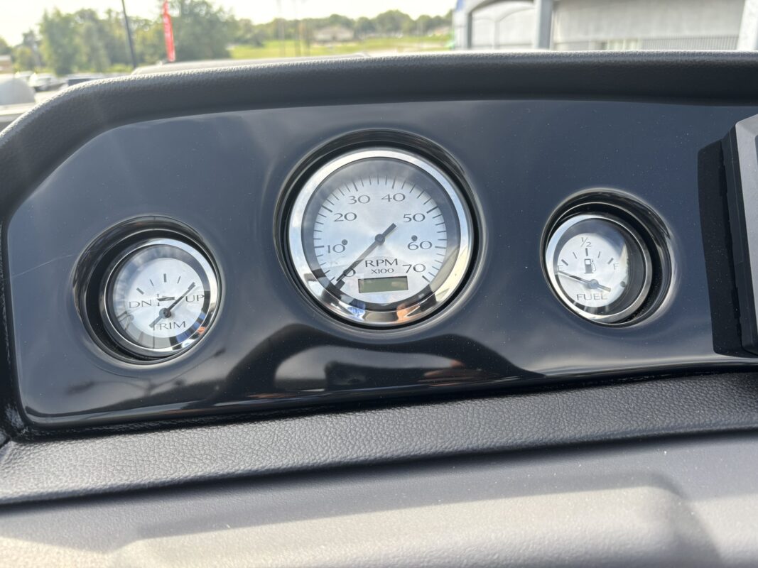 2026 Bennington 22 SSB Base