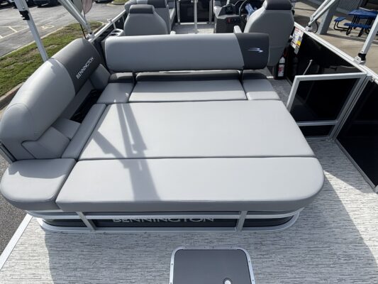 2026 Bennington 22 SSB Base