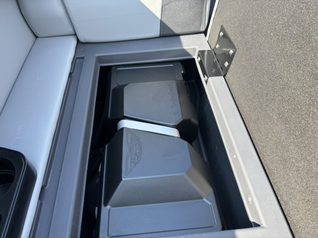 2026 Bennington 22 SSR Sport