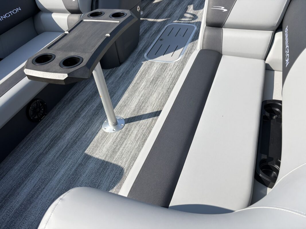 2026 Bennington 22 SSR Sport