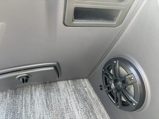 2026 Bennington 22 SSR Sport