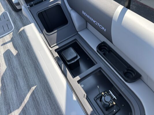 2026 Bennington 22 SSR Sport
