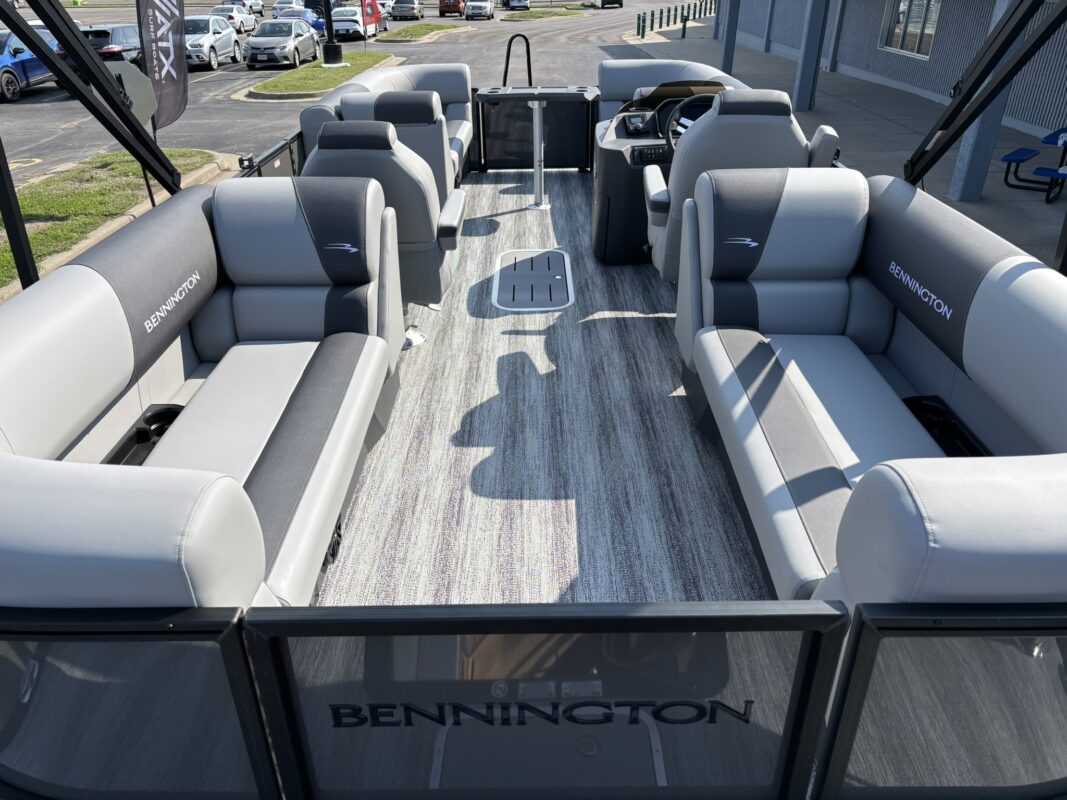 2026 Bennington 22 SSR Sport