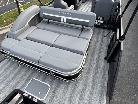 2026 Bennington 22 MSB Sport