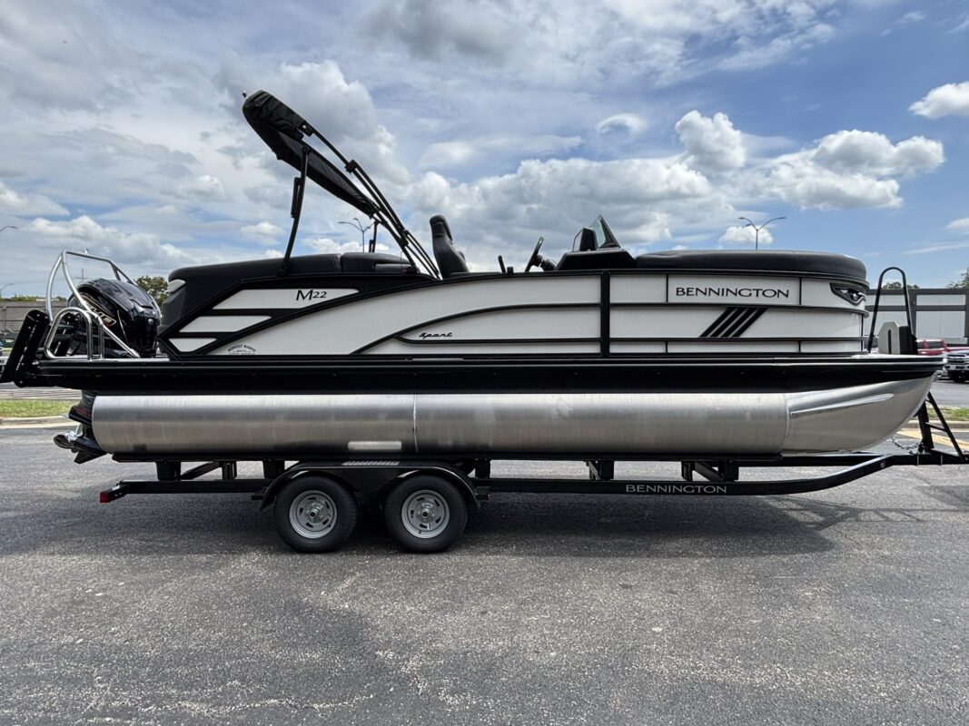 2026 Bennington 22 MFB Sport