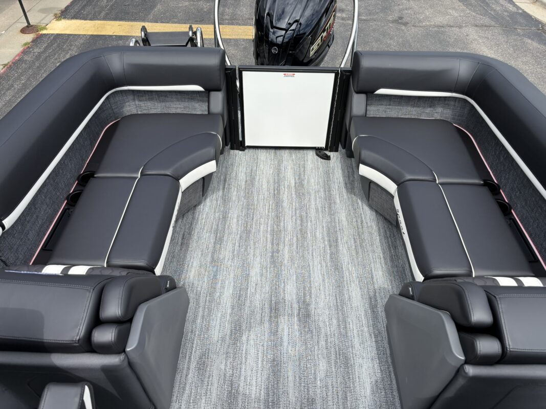 2026 Bennington 22 MFB Sport