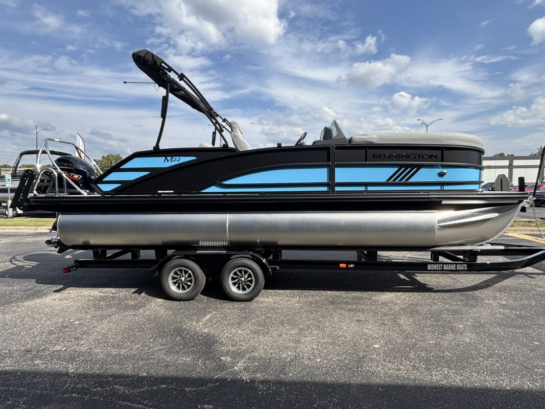 2026 Bennington 22 MSB Base