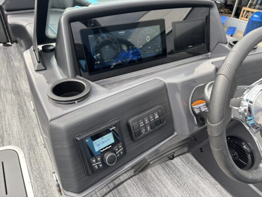 2026 Bennington 22 SSB Sport