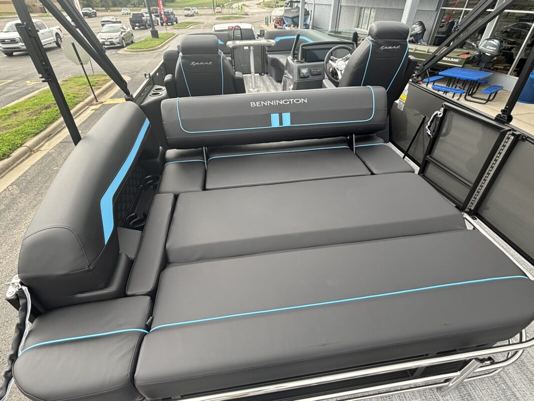 2026 Bennington 22 SSB Sport
