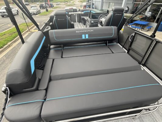 2026 Bennington 22 SSB Sport