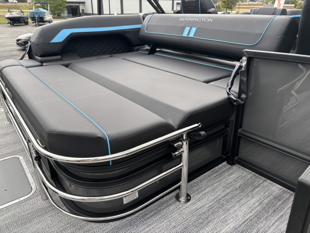 2026 Bennington 22 SSB Sport