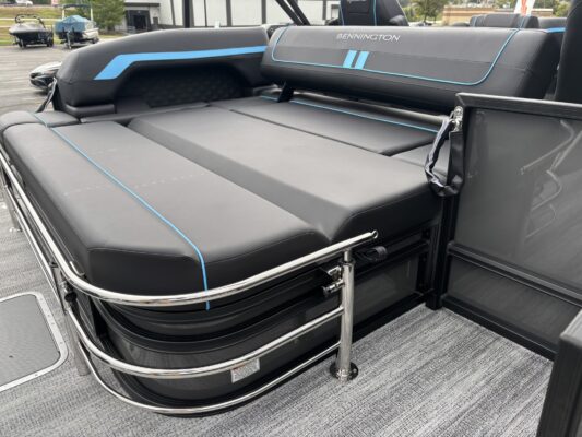 2026 Bennington 22 SSB Sport