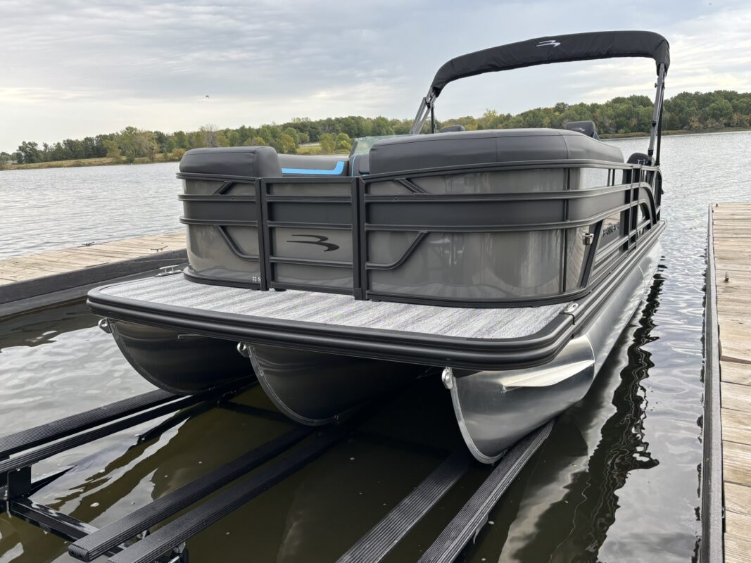 2026 Bennington 22 SSB Sport