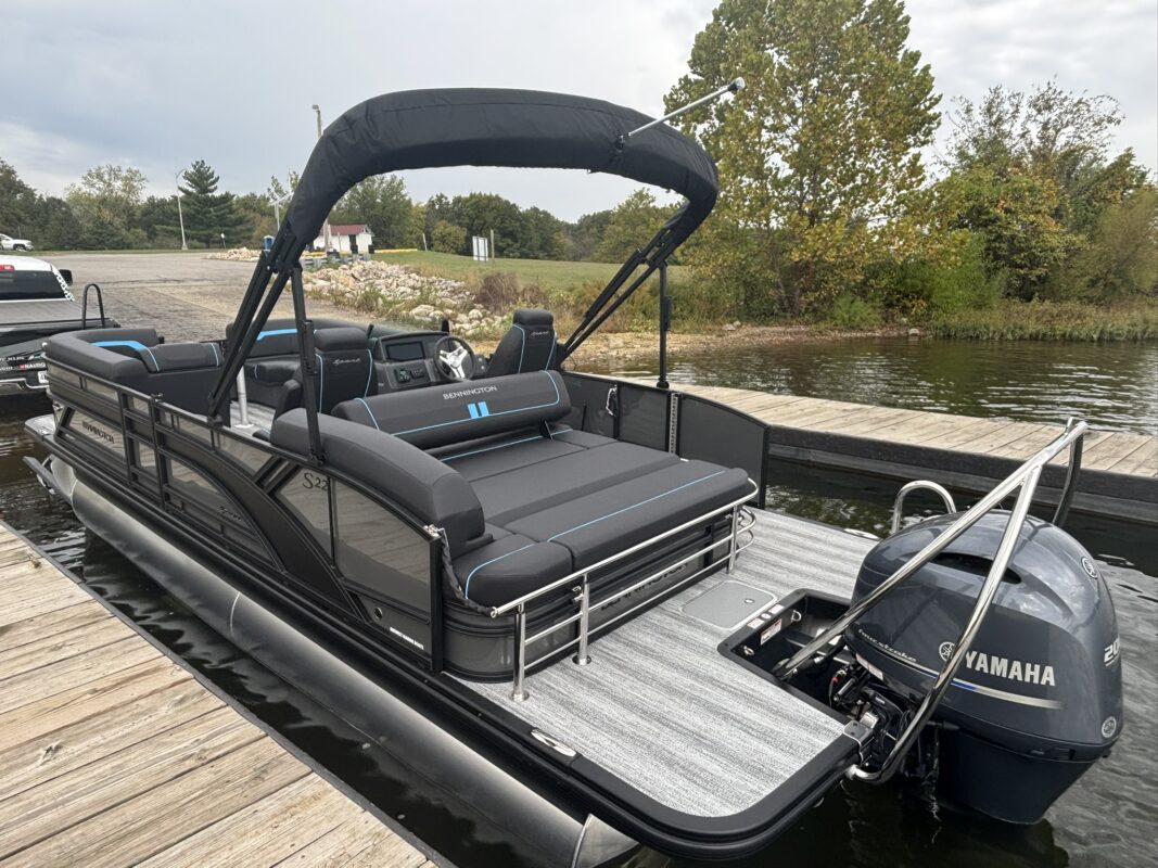 2026 Bennington 22 SSB Sport