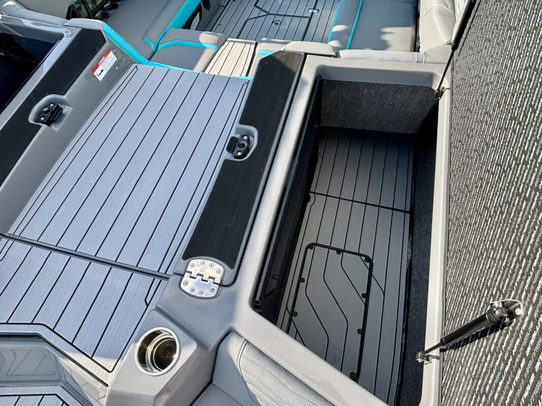 2026 Nautique Super Air G23