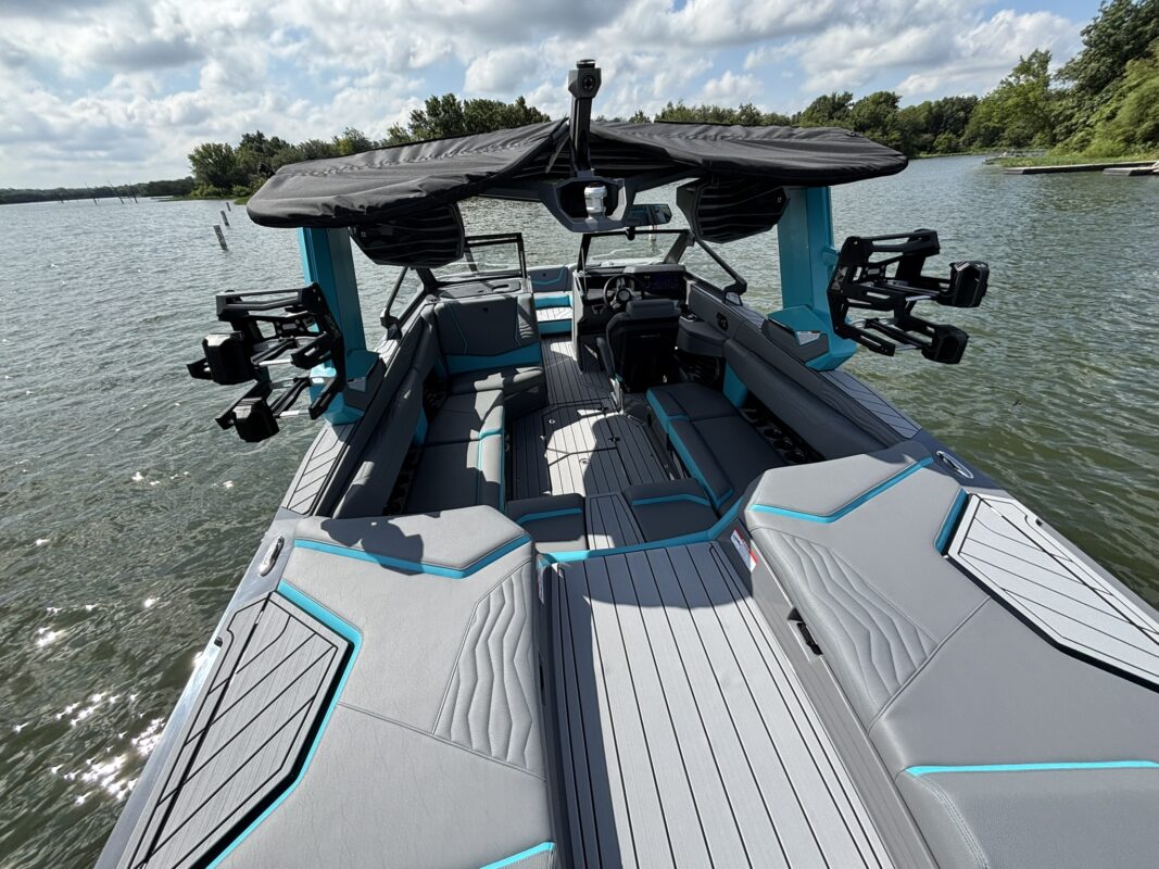 2026 Nautique Super Air G23