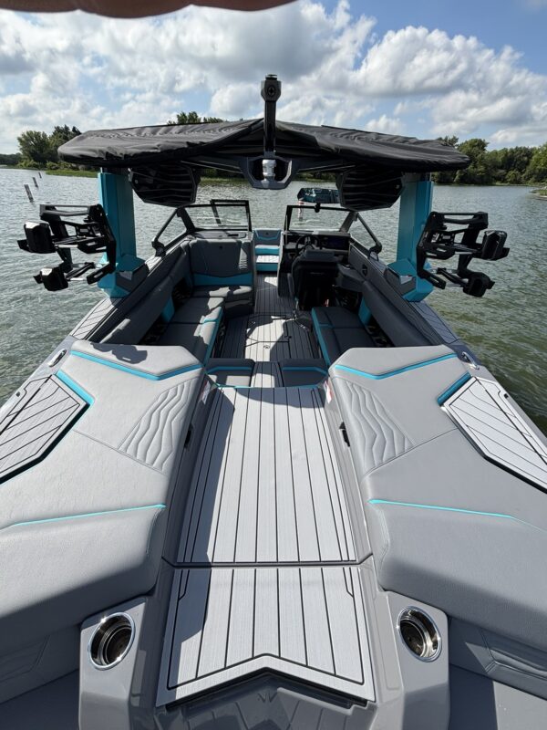 2026 Nautique Super Air G23