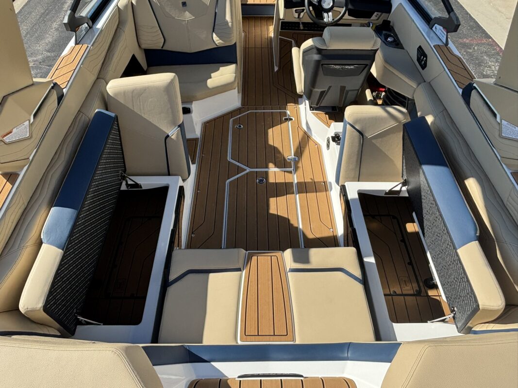 2026 Nautique Super Air G23