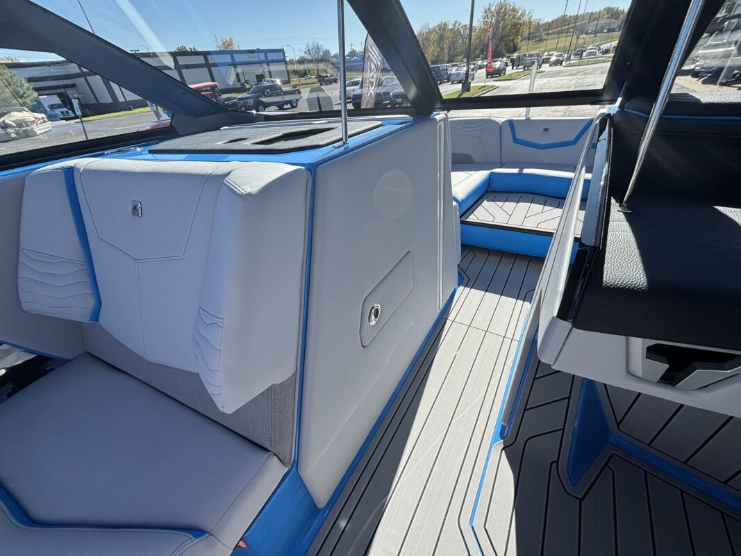 2026 Nautique Super Air G23