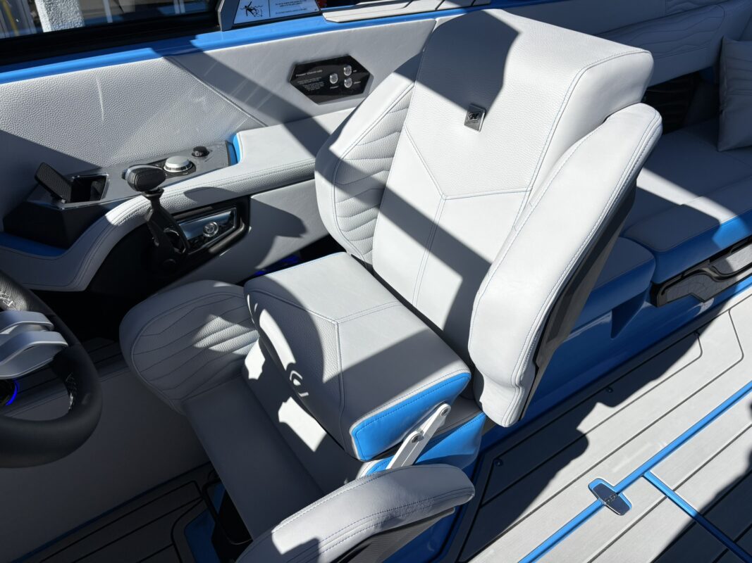 2026 Nautique Super Air G23