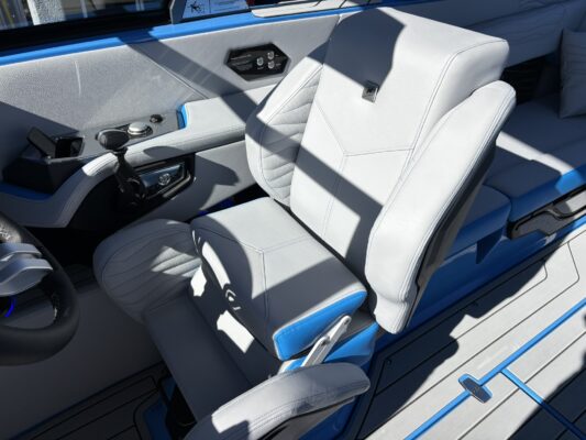 2026 Nautique Super Air G23