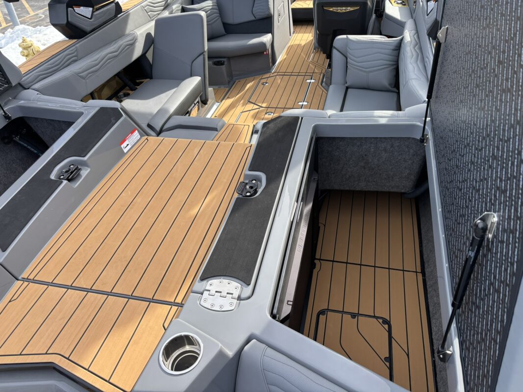 2026 Nautique Super Air G23