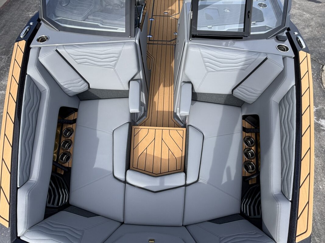 2026 Nautique Super Air G23