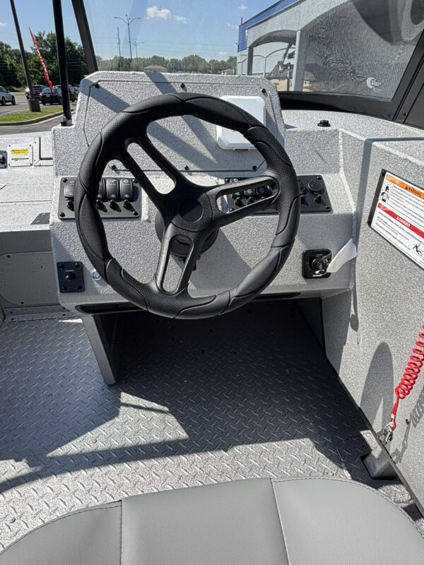 2026 SeaArk Protege 200