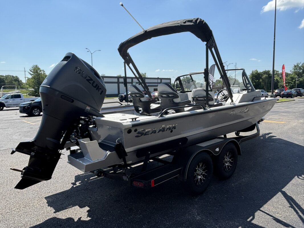 2026 SeaArk Protege 200