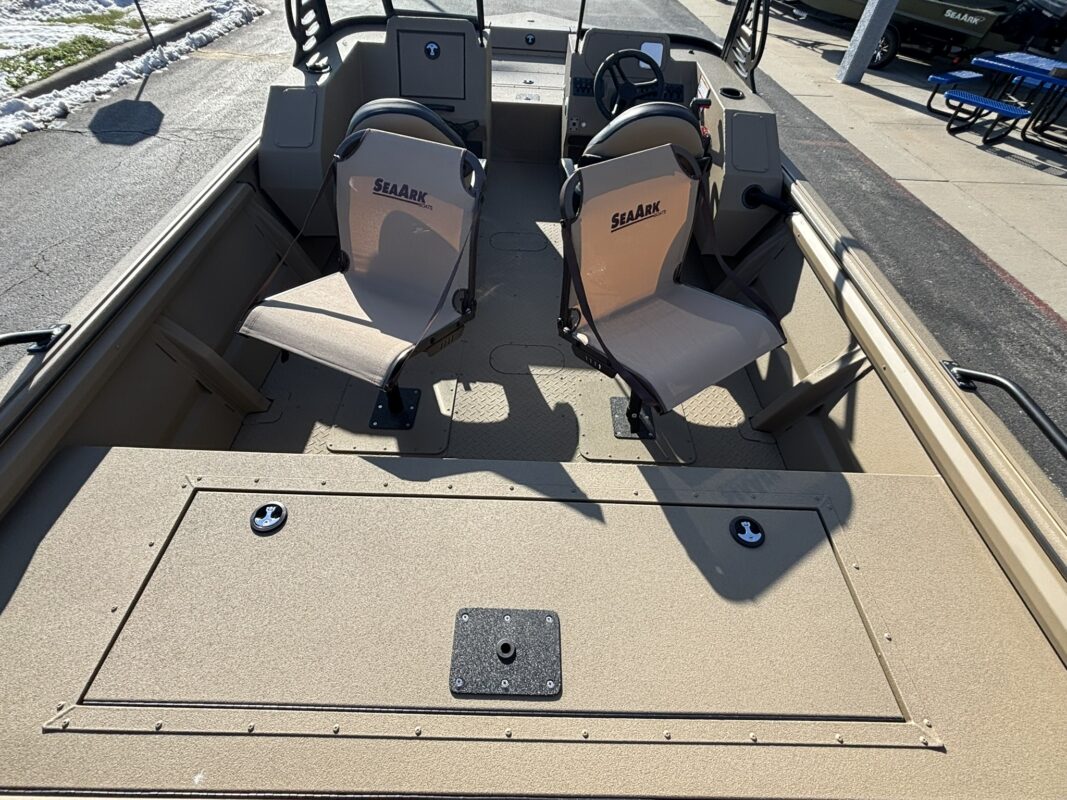 2026 SeaArk Protege 200