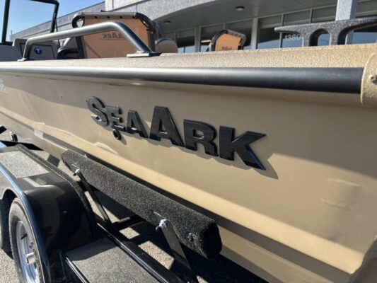 2026 SeaArk Protege 200