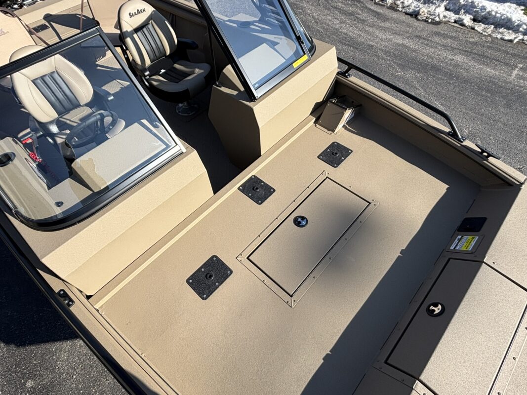 2026 SeaArk Protege 200