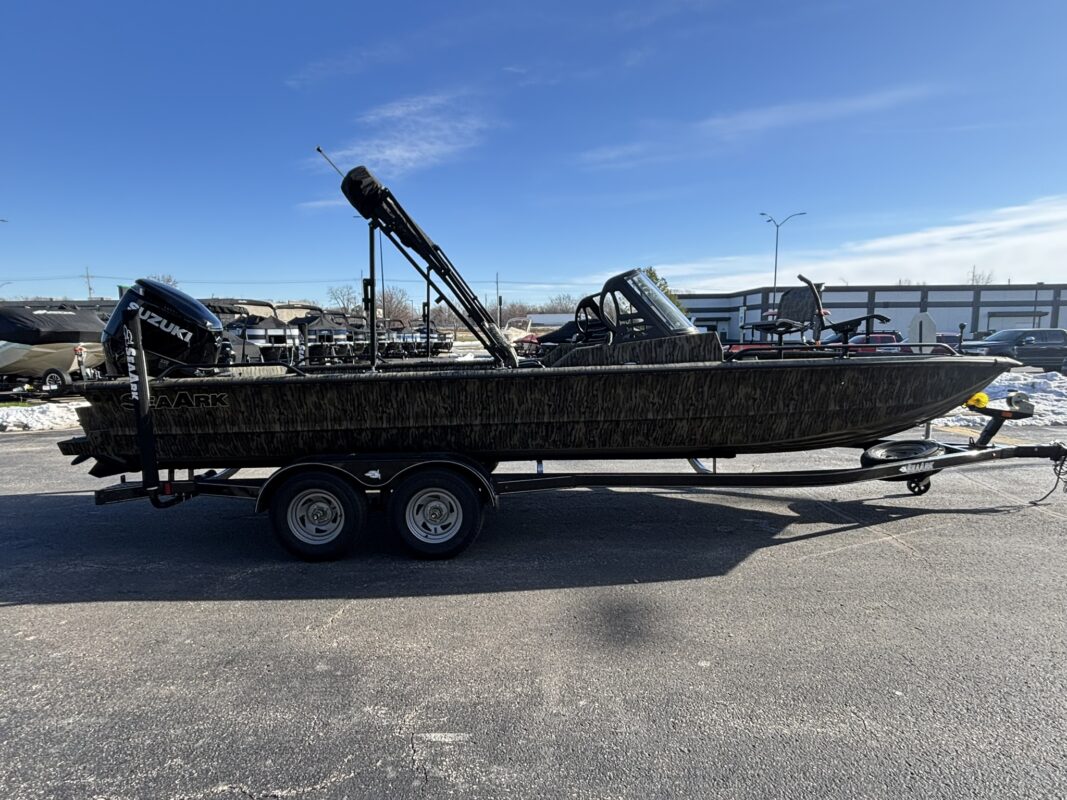 2026 SeaArk Protege 240