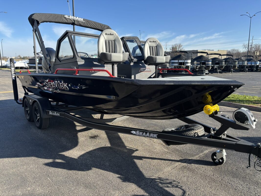 2026 SeaArk Pro Cat 200