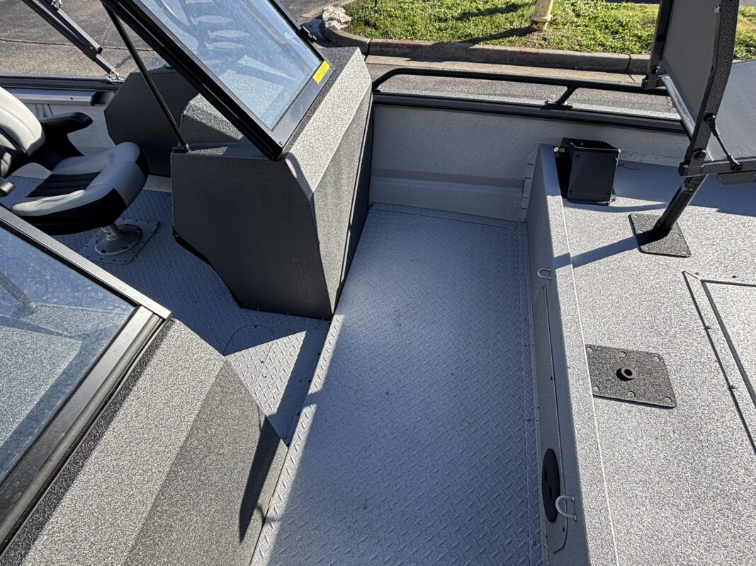 2026 SeaArk Protege 240