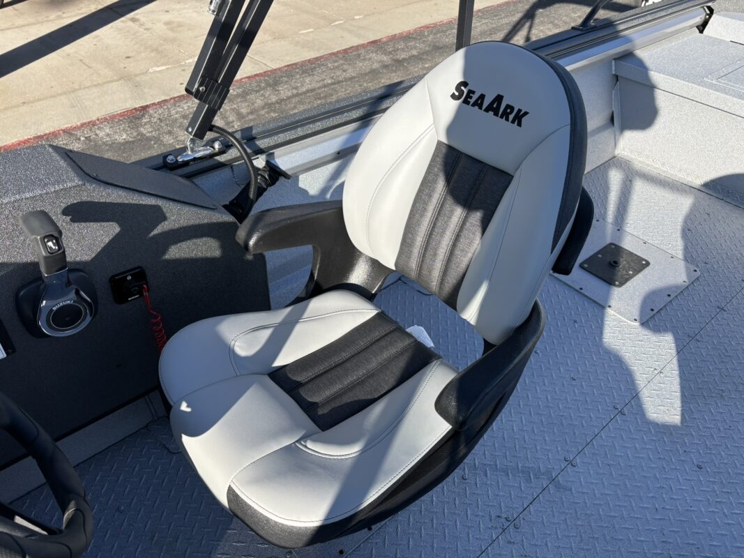 2026 SeaArk Protege 240