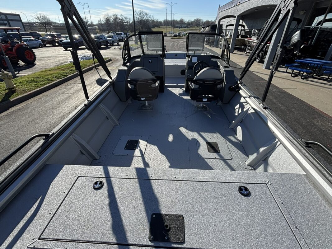 2026 SeaArk Protege 240