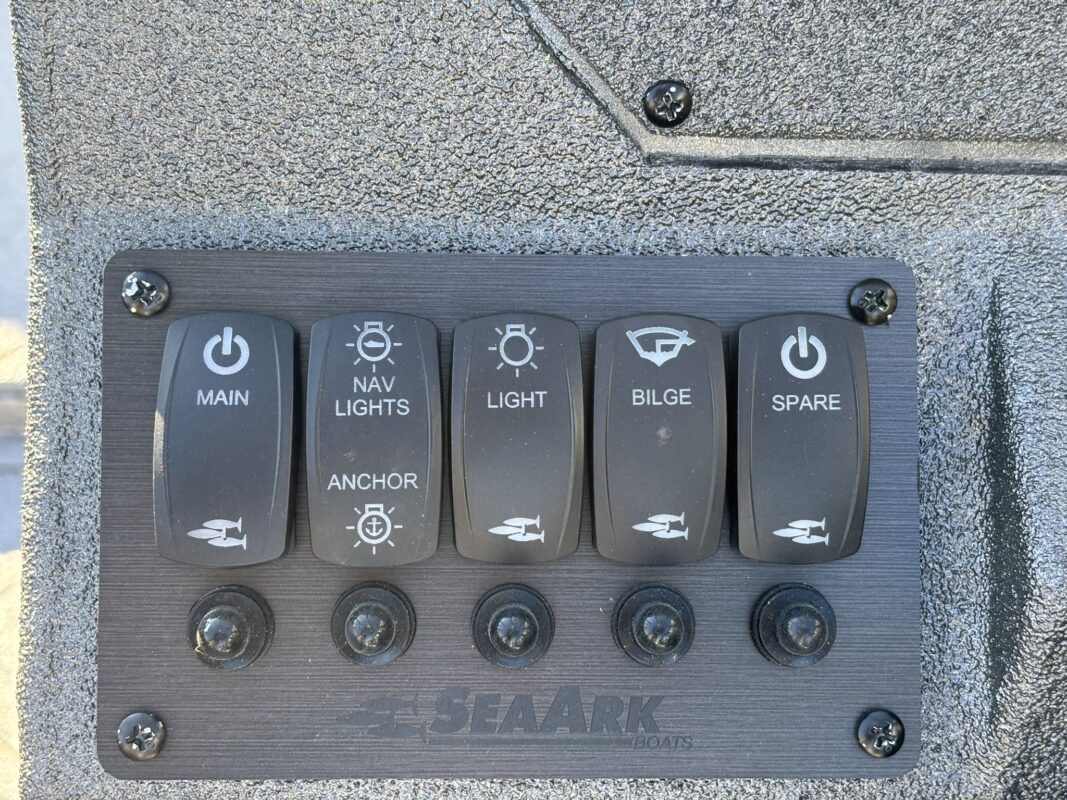 2026 SeaArk Protege 240