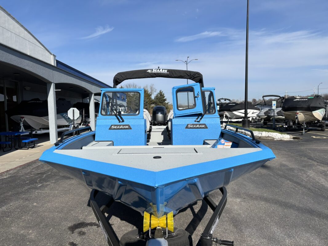 2026 SeaArk Pro Cat 240