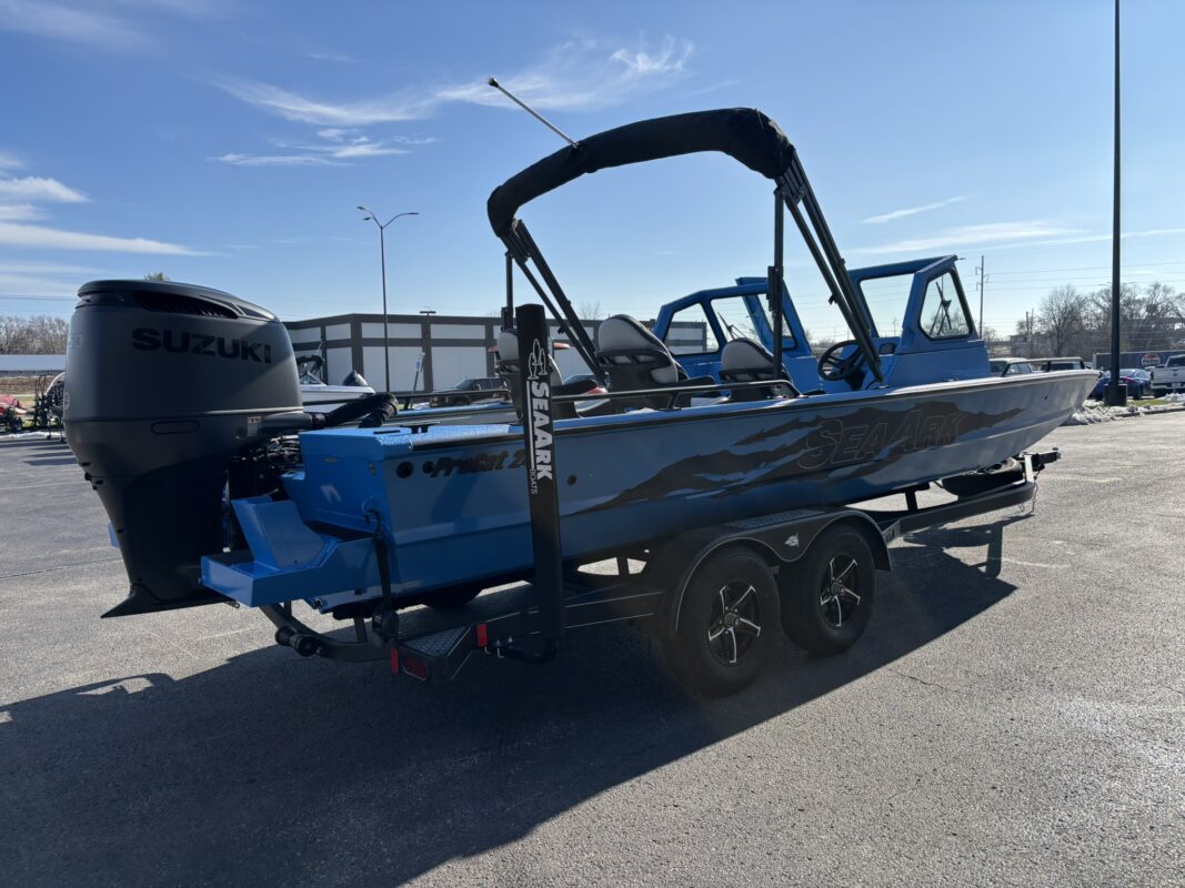 2026 SeaArk Pro Cat 240
