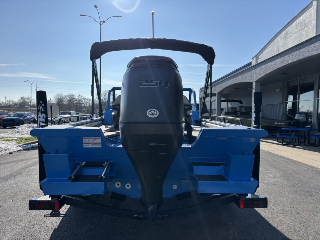 2026 SeaArk Pro Cat 240