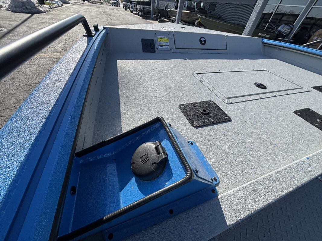 2026 SeaArk Pro Cat 240