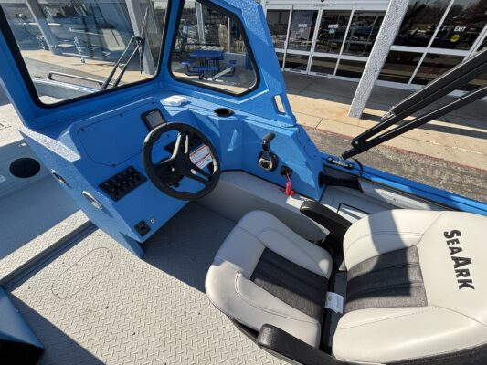2026 SeaArk Pro Cat 240