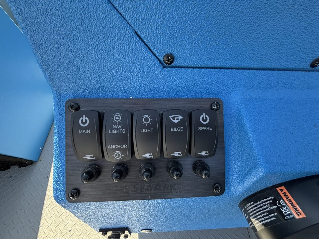 2026 SeaArk Pro Cat 240