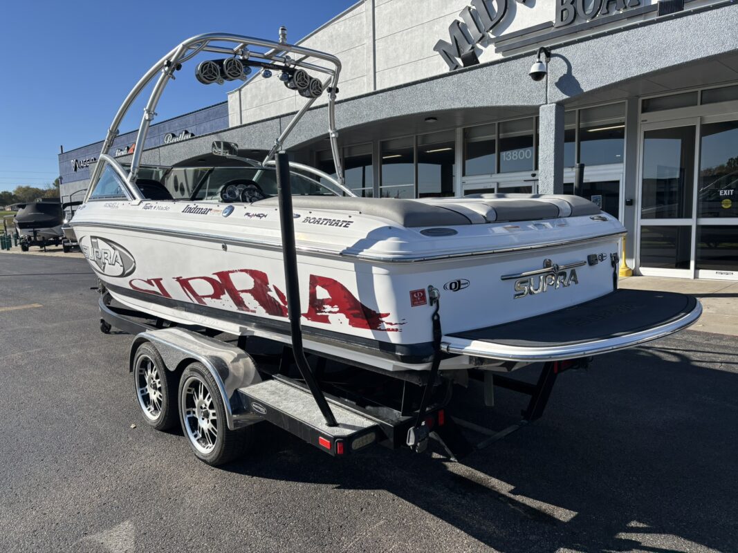 2008 Supra Launch 24 SSV Gravity Games