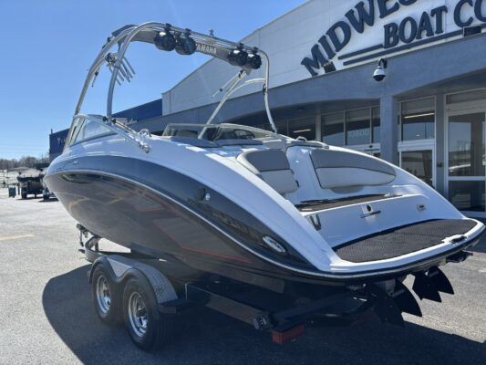 2012 Yamaha AR 240 HO