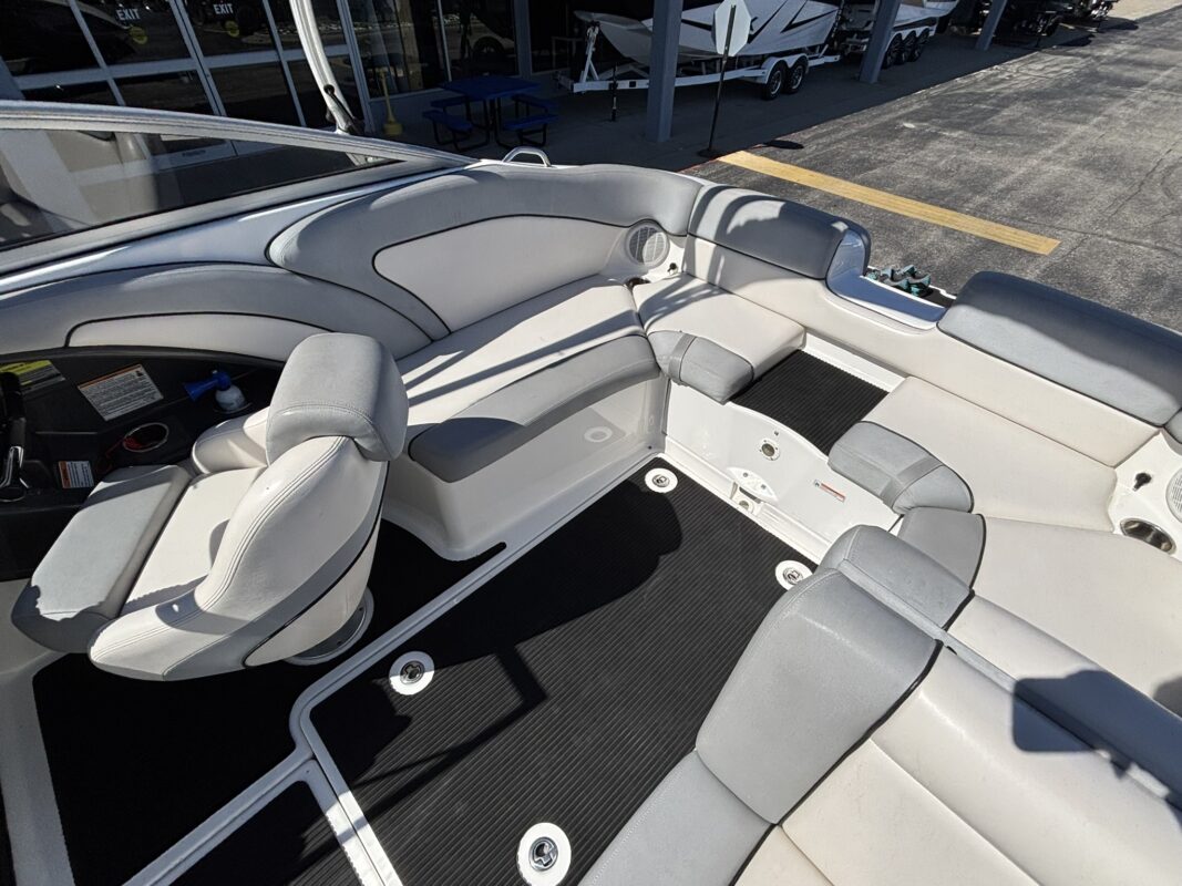 2012 Yamaha AR 240 HO